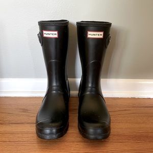 NWOT Hunter Original Short Rain Boots (Matte Black, Size 8)